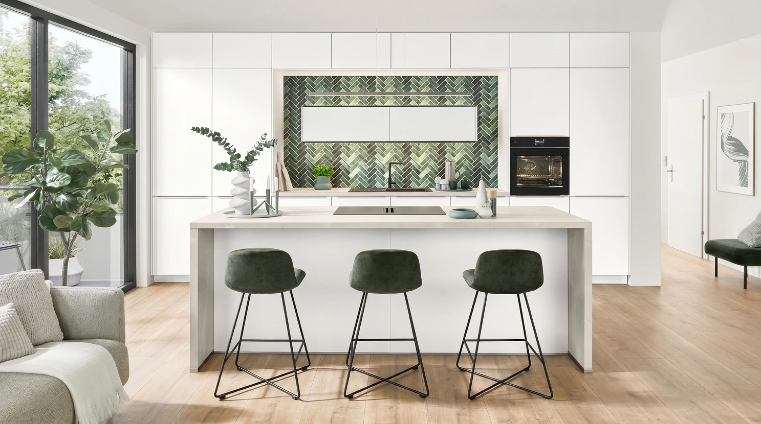 Bureau moderne aménagé sous escalier en bois clair avec mobilier intégré