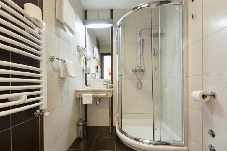 Nos conseils pour réussir la rénovation de salle de bains à Épinal